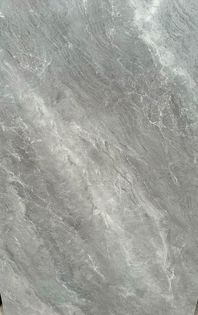 GRIS BLANCO TOQUE NEGRO